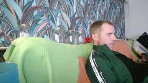 Snapshot of bizoukey15 chatting on September 2025 10:46:02 PM bizoukey15 online show from September 2025 10:46:02 PM