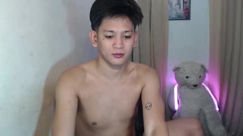 Snapshot of bj_alex31 chatting on December 2025 05:31:02 PM alex online show from December 2025 05:31:02 PM