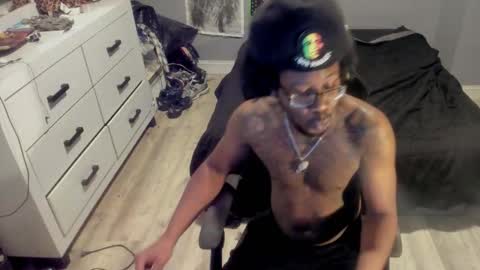 Snapshot of blaccanalmatters chatting on December 2025 12:30:01 AM Plant Base Streamers From Pennsylvania online show from December 2025 12:30:01 AM