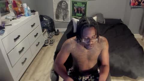 Snapshot of blaccanalmatters chatting on December 2025 12:27:02 AM Plant Base Streamers From Pennsylvania online show from December 2025 12:27:02 AM