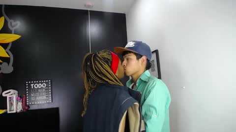 blacckandwhitte online show from January 2025 02:41:01 PM