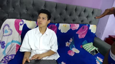 blacckandwhitte online show from February 2025 05:51:02 PM