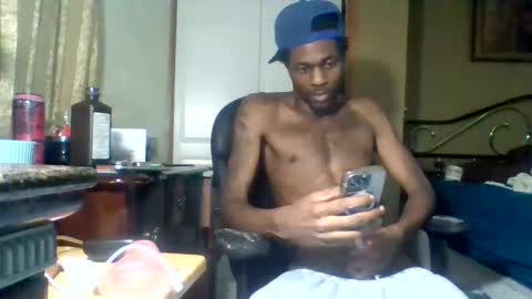 Snapshot of blacctallbull chatting on September 2025 10:06:02 AM blacctallbull online show from September 2025 10:06:02 AM