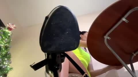 Snapshot of black_alex_ chatting on January 2025 12:50:02 PM Alexandra online show from January 2025 12:50:02 PM