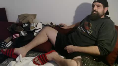 Snapshot of black_beard_slides chatting on October 2025 10:03:02 PM black_beard_slides online show from October 2025 10:03:02 PM