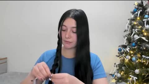 Snapshot of black_berry_bla_ck chatting on December 2024 10:49:02 AM black_berry_bla_ck online show from December 2024 10:49:02 AM