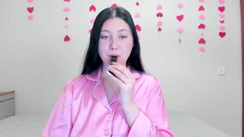 Snapshot of black_berry_bla_ck chatting on February 2025 11:44:02 AM black_berry_bla_ck online show from February 2025 11:44:02 AM