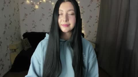 Snapshot of black_berry_bla_ck chatting on September 2025 10:06:01 AM black_berry_bla_ck online show from September 2025 10:06:01 AM