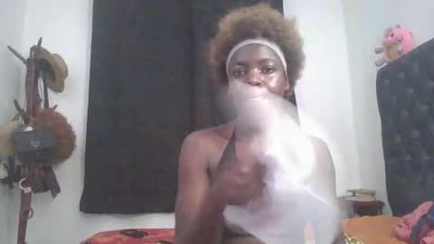 Snapshot of black_cinderella1 chatting on October 2025 03:16:01 PM black_cinderella1 online show from October 2025 03:16:01 PM