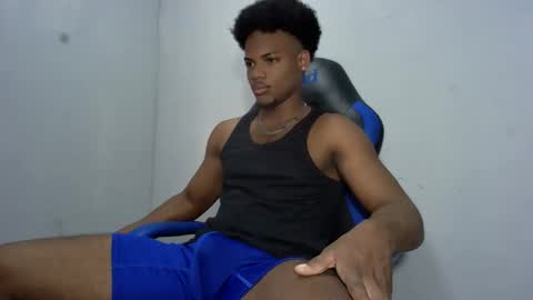 Snapshot of black_dicck chatting on May 2026 03:52:02 PM tu morenito online show from May 2026 03:52:02 PM