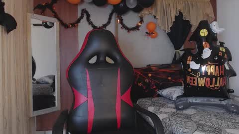 black_king_241 online show from October 2025 02:55:02 AM