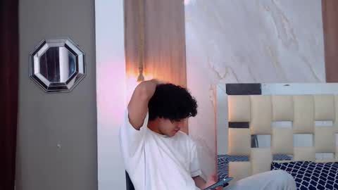 black_king_241 online show from March 2026 12:32:02 AM