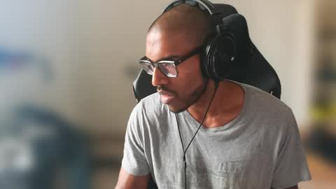 Snapshot of black_lollipop chatting on May 2026 07:02:02 AM Master online show from May 2026 07:02:02 AM