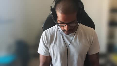Snapshot of black_lollipop chatting on May 2026 09:49:02 AM Master online show from May 2026 09:49:02 AM