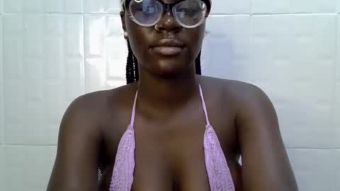 Snapshot of black_petitqueen12 chatting on November 2025 09:32:02 AM BLACK online show from November 2025 09:32:02 AM