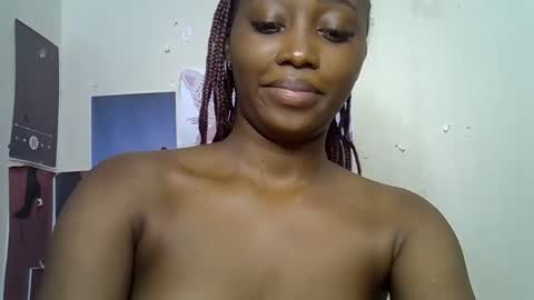 Snapshot of black_rosey chatting on February 2026 07:43:01 PM veraa online show from February 2026 07:43:01 PM