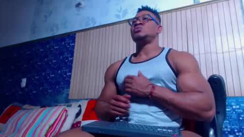 duglas online show from April 2026 06:49:02 PM