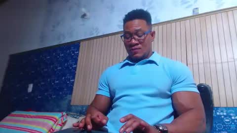 duglas online show from April 2026 10:08:02 PM