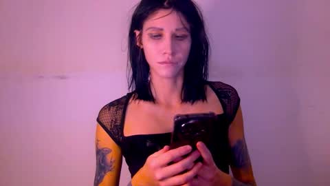 Kristin online show from December 2025 07:44:01 PM