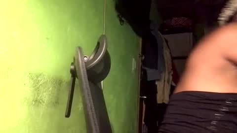 Crystal online show from November 2025 04:34:01 AM