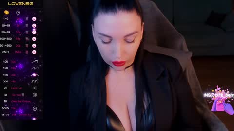 blackberry_star online show from December 2024 08:25:02 AM