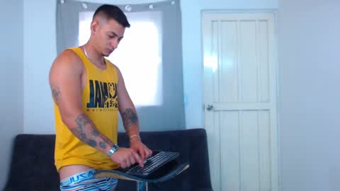 D MIKEL -- leving D online show from February 2025 03:23:02 PM