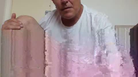 Snapshot of blackdog71 chatting on February 2025 02:07:01 AM blackdog71 online show from February 2025 02:07:01 AM