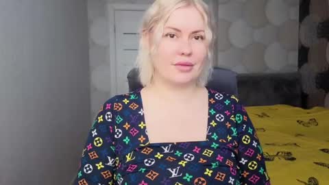 blackeyes11 online show from March 2026 07:03:02 AM