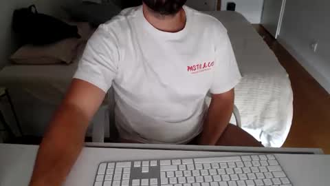 Snapshot of blackfox33 chatting on September 2025 11:43:01 AM blackfox33 online show from September 2025 11:43:01 AM