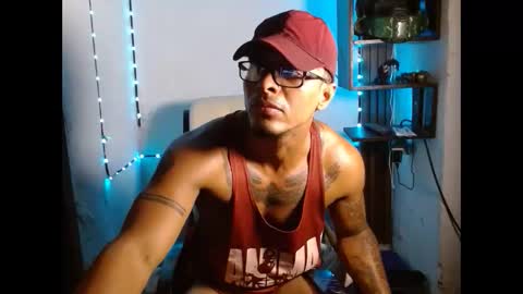 Snapshot of blackmen117uncs chatting on November 2025 01:38:01 AM blackmen117uncs online show from November 2025 01:38:01 AM