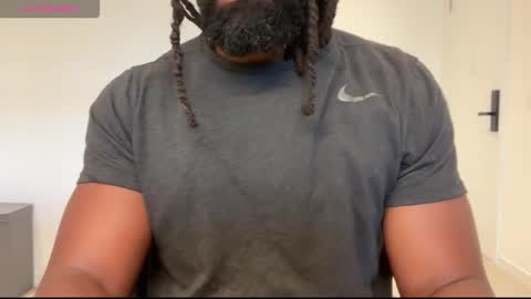 blackmuscles77 online show from March 2026 05:32:01 PM