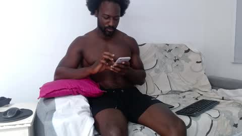 Snapshot of blacknikes chatting on February 2026 11:42:01 AM Twtter 1MikeBeckford Onlyfns beckfordmike online show from February 2026 11:42:01 AM