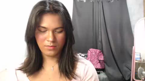 Ellez online show from October 2025 04:30:02 PM