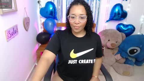 blackqueen_18 online show from December 2024 04:33:02 AM