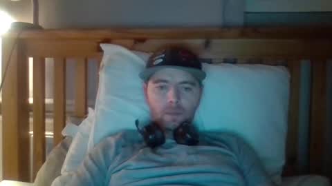 Snapshot of blackvswhite2022 chatting on January 2025 04:27:01 AM blackvswhite2022 online show from January 2025 04:27:01 AM