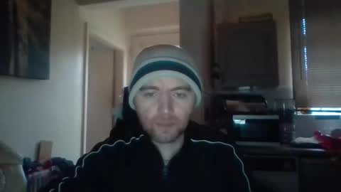 Snapshot of blackvswhite2022 chatting on February 2025 09:10:01 AM blackvswhite2022 online show from February 2025 09:10:01 AM