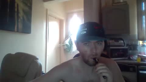 Snapshot of blackvswhite2022 chatting on February 2025 09:21:01 AM blackvswhite2022 online show from February 2025 09:21:01 AM