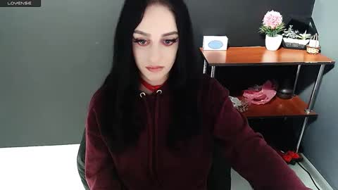 Ivy online show from December 2024 04:50:01 PM