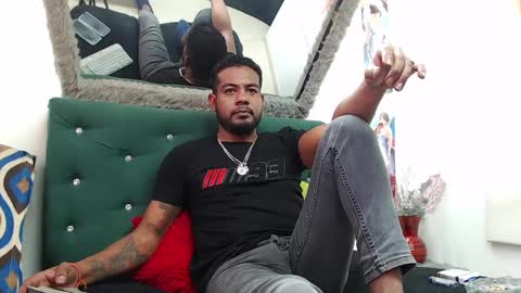 Snapshot of blade_foxx chatting on January 2025 02:51:02 PM Richard online show from January 2025 02:51:02 PM