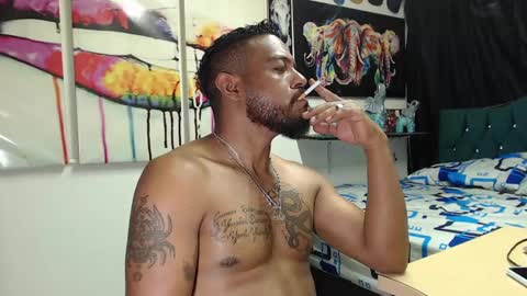 Snapshot of blade_foxx chatting on February 2025 11:58:02 PM Richard online show from February 2025 11:58:02 PM