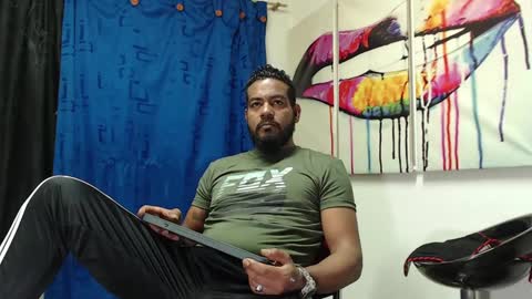 Snapshot of blade_foxx chatting on February 2025 01:37:01 AM Richard online show from February 2025 01:37:01 AM