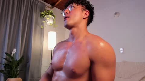 Snapshot of blake_levi chatting on January 2025 05:44:02 AM Blake Levi Independent Model online show from January 2025 05:44:02 AM