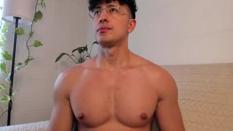 Blake Levi  Independent Model online show from April 2026 05:47:01 PM