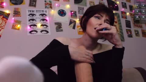 Britney online show from April 2026 07:58:01 PM