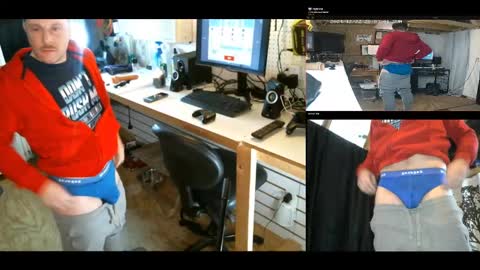 Snapshot of blakenextdoor chatting on December 2024 02:02:02 AM Blake Jonson online show from December 2024 02:02:02 AM