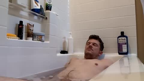 Snapshot of blakenextdoor chatting on December 2024 02:33:01 AM Blake Jonson online show from December 2024 02:33:01 AM