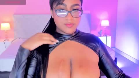 Snapshot of blakmillerrgilson1 chatting on October 2025 10:28:02 PM Blak Miller Gilson online show from October 2025 10:28:02 PM