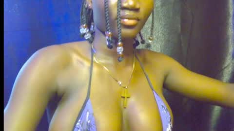 nikky00 online show from April 2026 01:02:01 PM