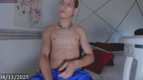 Snapshot of blaze_lm chatting on November 2025 12:26:01 PM blaze_lm online show from November 2025 12:26:01 PM