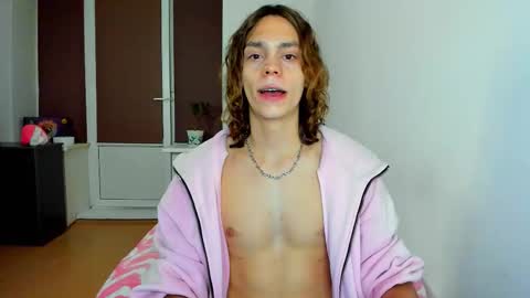 Snapshot of blazet0ne chatting on October 2025 04:02:01 PM David online show from October 2025 04:02:01 PM